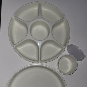 Vintage Tupperware Divided Serving Tray 14" Diameter